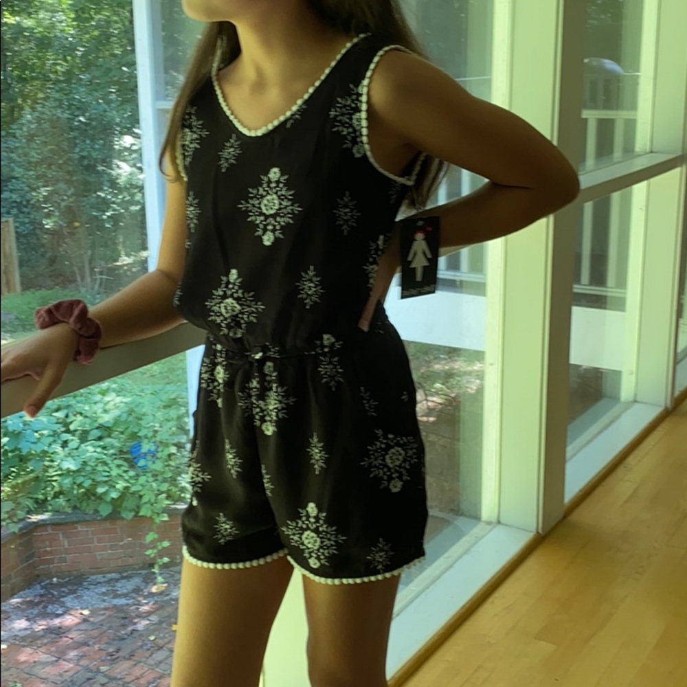 Beautiful casual/formal romper size girls 12, NWT